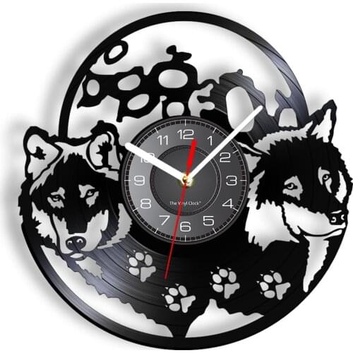 Wolves Laser Cut Longplay Wall Clock Foot Step Wolfclaw Wild Animals Wall Watch With LED Illumination Retro Vinyl Art-Wall Decor