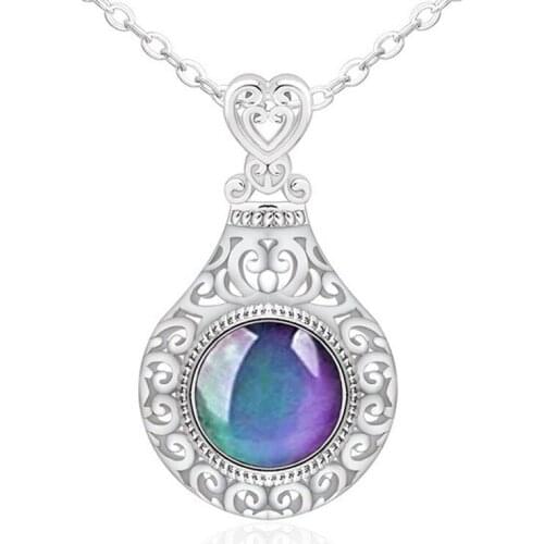 Fashion Geometric Pendant Necklace Creative Temperature Sensitive Jewelry Unusual Hollow Design Womens Wedding Party S925 Chain