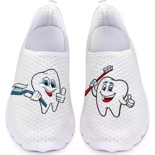 Nurse Doctor Print Women Sneakers Cosplay Shoes Slip On Light Mesh Shoes Slip-On Breathable Flats Zapatos planos Halloween