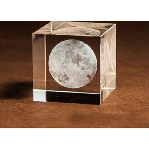 Crystal 3D Laser Engraved Moon Figurine Glass Cube Ornaments Home Desk Decoration Crafts Paperweight Astronomy Gift