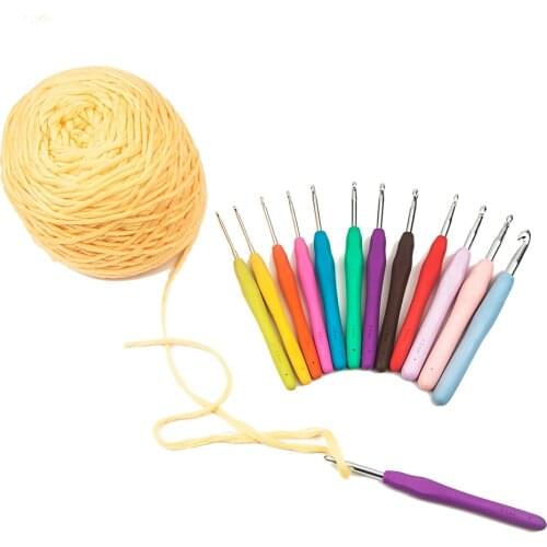 Soft Handle Crochet Hooks Knitting Needles Set Rainbow Color Weave Craft Yarn Sewing Tools 12 pcs Needles For Knitting Hooks