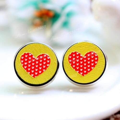 Unique 3D Heart Embossed 16mm Round Coloured Drawing pattern Laser Cut wood Cabochon DIY for Rings, Earring,Brooch,Necklace