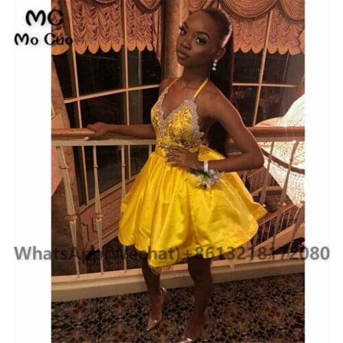 Ball Yellow Homecoming dress Short Crystals Beaded Spaghetti Straps Satin Halter Cocktail Party Dress Short homecoming dress