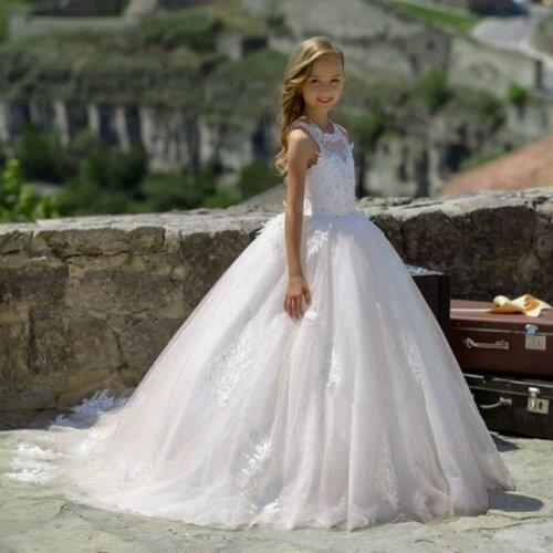 Flower Girl Dresses Fluffy Tulle Lace Applique Beautiful For Wedding Girl Birthday Party First Communion Sleeveless Dresses