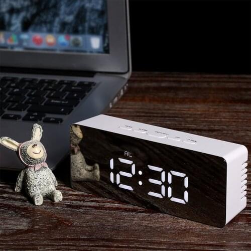Digital Mirror LED Display Alarm Clock Multifunction Snooze Desk Clock Temperature Calendar USB/AAA Powered Electronic