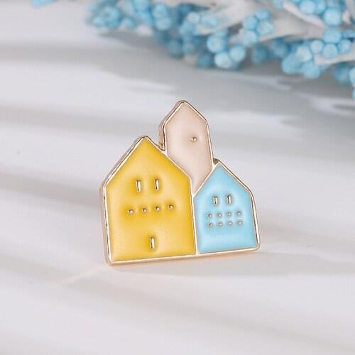 SHUANGR Fashion Cartoon House Brooch for Women Men Badge Denim Clothes Bag Enamel Pins Accessories Brooches Jewelry Gifts