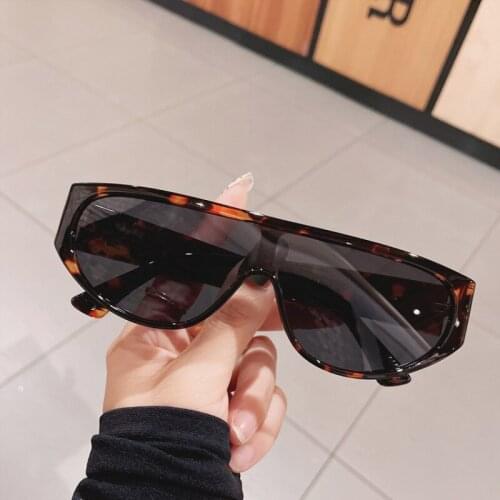 Vintage Luxury One Peice Designer Sunglasses Women 2021 New Leopard Print Sun Glasses Oversized Gradient Fashion Trend Shades
