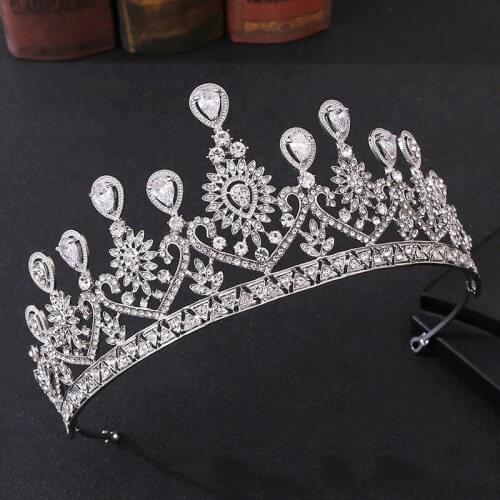 Zircon Wedding Tiara Gold Bride Crown Rhinestone Princess Crown Birdal Headpiece Wedding Hair Accessories Queen Crowns Tiaras