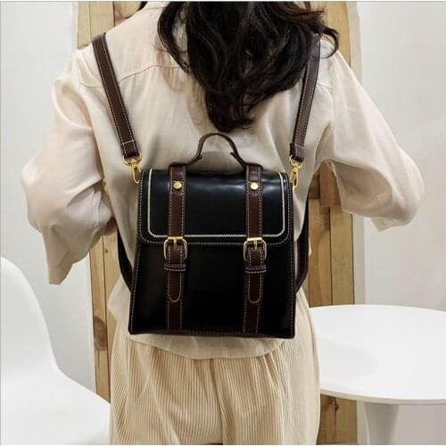 2021 New womens shoulder bag leather bag Fashion College style shoulder bag womens leisure small retro shoulder bag