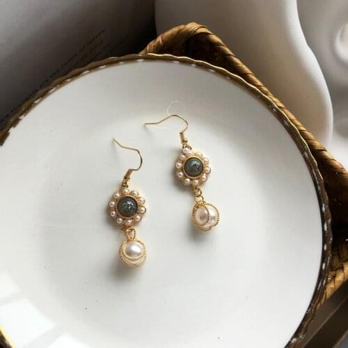 Fashion Jewelry Dangle Earrings Hot Selling Metal Golden Plating Blue Resin White Simulated Pearl Drop Earrings For Female Lady