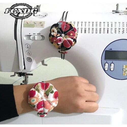 Beautiful Flower Pattern Sewing Pin Cushion Sewing Accessories Sewing Pin Cushion Needle Cushion Needle Pillow Wrist Pin Cushion