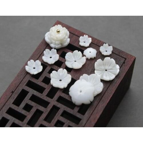 5pcs / bag natural freshwater shell hand-carved bauhinia bowl flower beads DIY necklace earrings hair clip brooch accessories