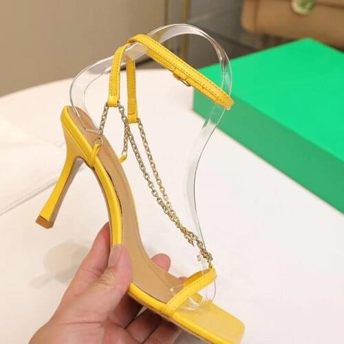 2021 New Square Head Thin Strap Chain High Heel Sandals Female Shallow Mouth Fashion Comfortable Ins Net Red Sandals