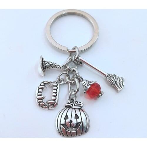 1pcs Halloween Pumpkin Sorcerer Witch Hat Teeth Keychain For Keys Car Bag Charm Bead Key Ring Handbag Key Chains Jewelry