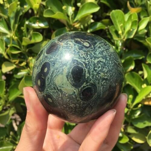 65mm Natural gemstone sphere Malachite Stone Crystal Balls