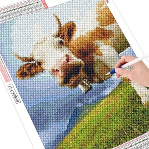 Cow Full Round diamond paint Cartoon Diamond Embroidery Full Round Mosaic Cross Stitch Home Wall Decor