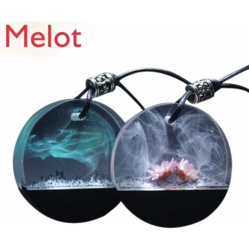 Handmade Creative Log Resin and Wood Micro Starry Sky Aurora Pendant All-Match Sweater Chain Accessories Necklace