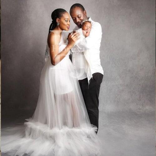 2021 Elegant Fashion One Shoulder White Tulle Dresses for Parent Child Photo Maternity Dress Long Woman Robes Bridal Robe