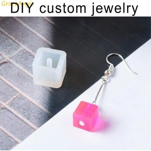 GraceAngie 5pcs/lot 8mm 10mm 12mm 16mm Mixed Size Silicone Square Mould DIY Pendant With Hole Casting Molds Tools Jewelry Making