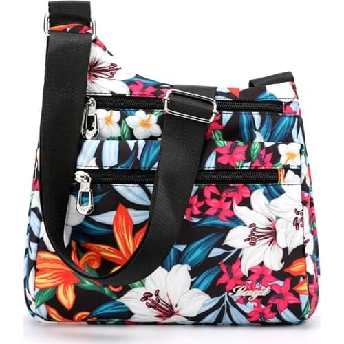 Multi Pockets Messenger Bag for Women Fashion Cartoon Print Women Shoulder Bag Female High Quality Light Nylon Cross Body Bag