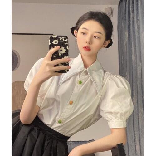 Women Shirts Design Sense Niche Summer Tops New Puff Sleeve Heavy Industry Beaded Doll Collar Short Sleeve Ladies White Shirt