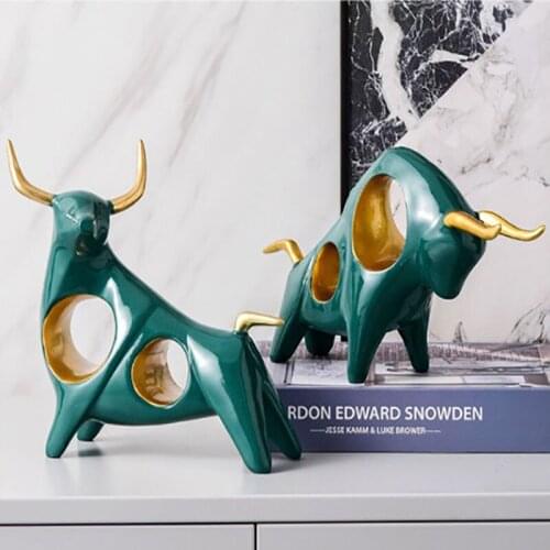 2021 New Years Gold Cattle Resin Statue Ox Nordic Home Decor Bull Sculpture TV Cabinet Ornament Crafts Abstract Animal Figurine