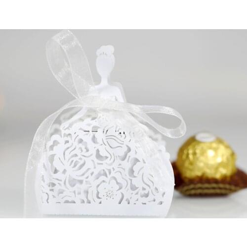 10Pcs Love Heart Cut Hollow Bride Candy Dragee Boxes with Ribbon Gift Boxes Paper Packaging Baby Shower Wedding Party Supplies