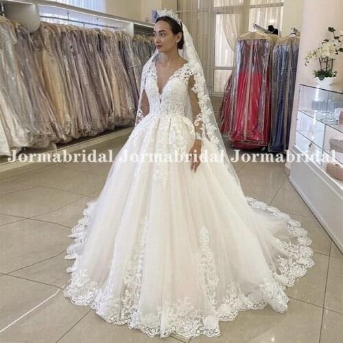 Luxury Ball Gown White Wedding Dress With Long Sleeves Lace Appliques V-neck Tulle Lace Up Back Bridal Dress Robe De Mariee