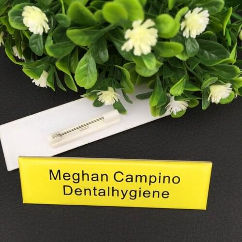 10pcs custom plastic name tag with safety pin employee/ staff personalized badge holder acrylic plate 6*2cm