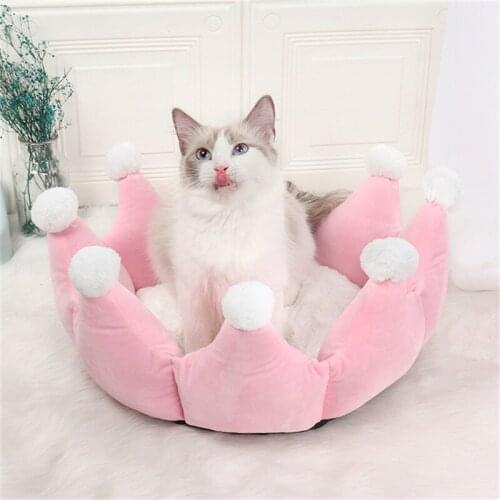 2020 New Pet Bed Dogs Nest Removable And Washable Autumn Winter Crown Nest Short Plush Warm And Antiskid Pet Cushion Cat Bed