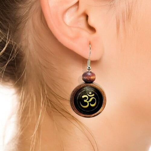 Ethnic Theme Handmade Wooden Womens Earrings Cute Jewelry Accessory African Girl Woman Silhouette Love And Peace Color Gift Hot