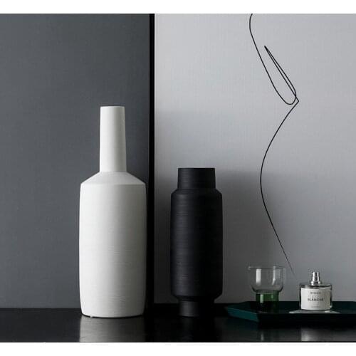 2021 New Simple And Creative Jingdezhen Hand-painted Ceramic Living Room Display Cabinet Vase Decoration