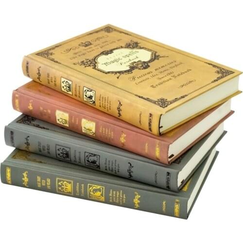 Retro Notebook Journals for Travelers Creative Planner A5 Size 21.3x14.5cm 160sheets/320 Pages Vintage Pattern