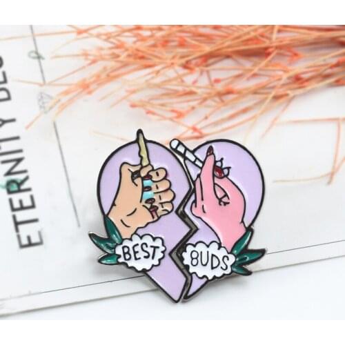2Pcs/Set Couple Enamel Pins Denim Lapel Pin Best Buds Broken Heart Puzzle Smoke Cigarette Lighter Collar Brooches Badge Jewelry