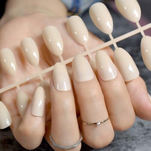 Medium Size Point Fake Nails Classical Light Nude STILETTO Plastic Ladies Artificial Nail Tips DIY Manicure Accessories Colors