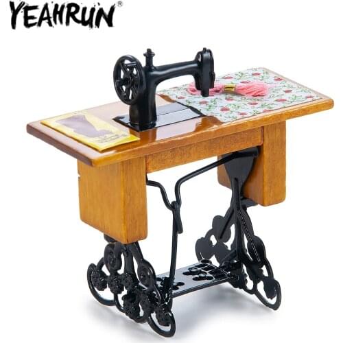 YEAHRUN Simulation Sewing Machine H113 Mini Furniture Toys for 1/12 Scene Models Dollhouse Accessories RC Car Decorations