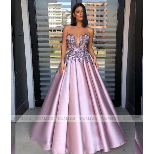 Elegant Sweetheart Long Formal Dresses Evening Gowns Lace Flowers Sleeveless Arabic Ball Gown Prom Dresses Robe De Soiree