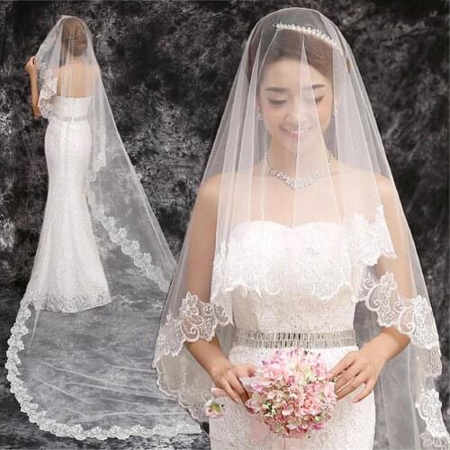 2019 Beautiful Wedding Veil Headwear Veil Beige Diamond Rhinestone Headdress Veil White Long veil Lace veil 1.5*2.7 M