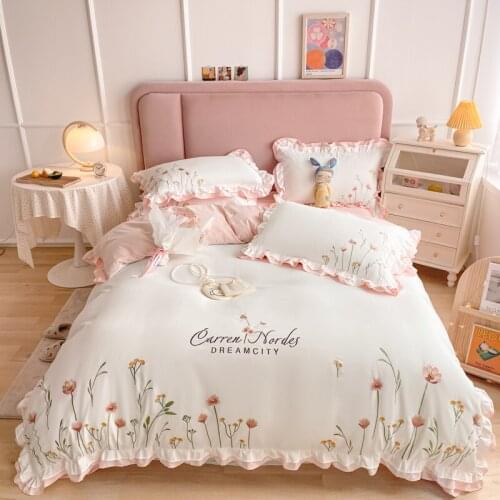Luxury Korean Princess Bedding Set Flowers Embroidery Ruffles Duvet Cover Quilt Cover Set Fitted Sheet Pillowcases Home Textiles