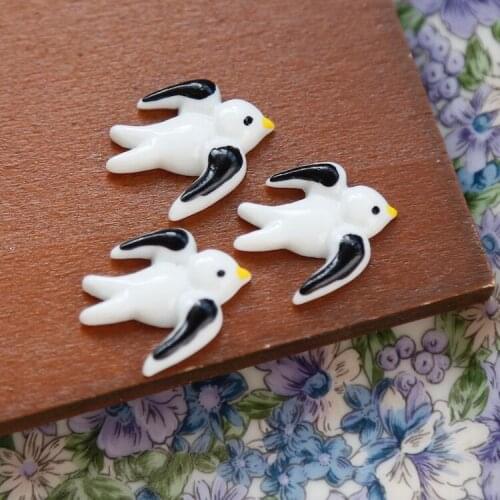 Small Carrier Pigeon Hand-Painted Resin Ear Stud Patch Cute Earrings Handmade DIY Ornament Accessories Homemade Materials 4pcs