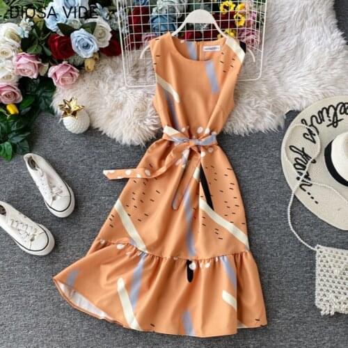 Summer v-neck waist was thin and super fairy sleeveless dress over the knee temperament sweet a-line ruffled midi dress