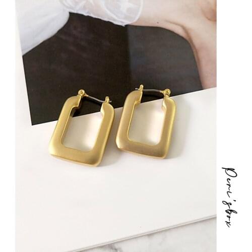 PerisBox New Matte Gold Rectangular Hoop Earrings for Lady Chunky Hollow Geometric Earrings Jewelry Modern Thick Hoops