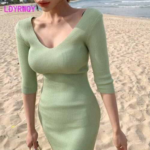 2020 Korean low-cut V-neck thin knit dress female slim summer half sleeve Office Lady knitting Cotton Polyester Sheath