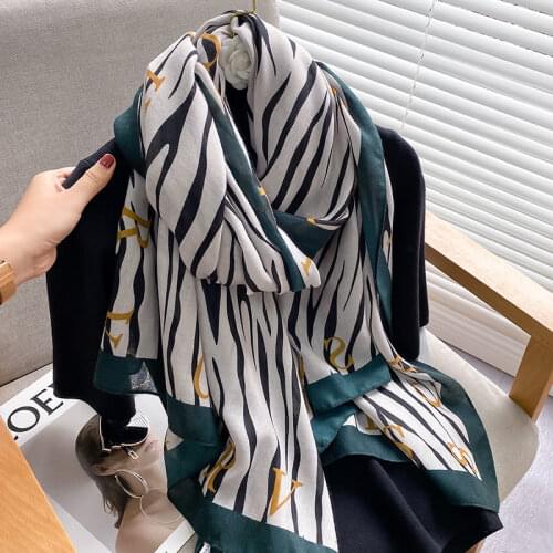 2020 luxury brand winter mesh scarf ladies cotton warmth Pashmina ladies scarf women Muslim hijab