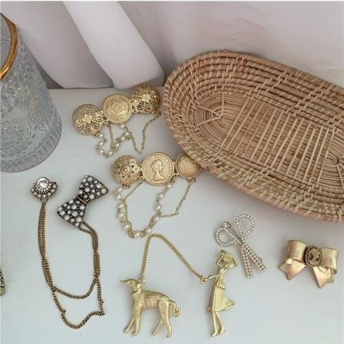 U-Magical French Fashion Gold Irregular Bowknot Pearl Queen Portrait Brooch for Women Trendy Multiple Scissors Brooch Jewelry