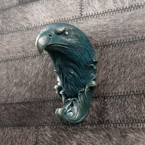3D Vintage Lion Eleghant Eagle Head Wall Hanger Retro Resin Animal Head Crafts Wall Decoration Creative Wall-mounted Home Decor