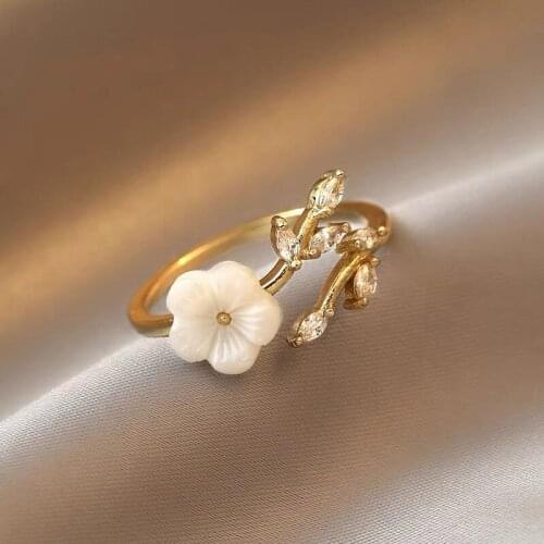 Creative Design Sense Shell White Flower Branch Shape Gold Open Rings For Woman Korean Fashion Jewelry Girls Unusual Rings