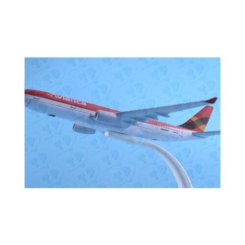 16cm Colombia Airways A330 Airlines Plane Model Airbus Airplane Model Stand Aircraft Room Decoration