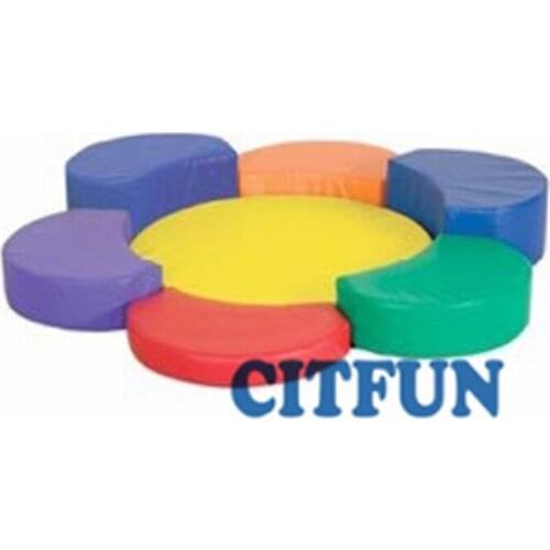 Customize flower shape soft play equipment; CE certificated toddler indoor play structure CIT-RT009B