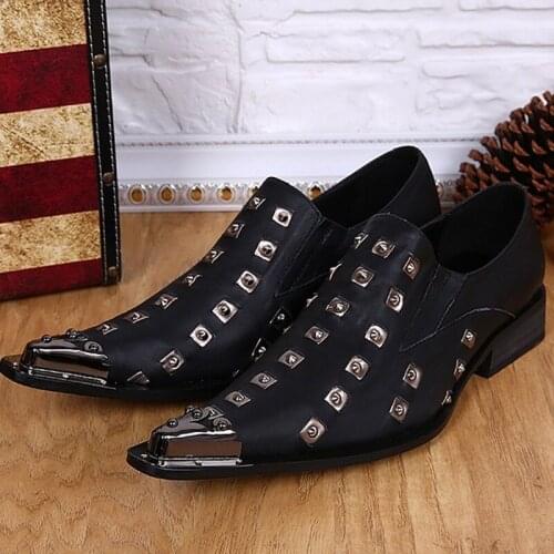 2021 New Fashion Metal Pointed Toe Men Party Shoes Genuine Leather Rivet Man British Style Shoes Plus Size Male Shoes